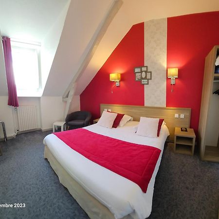 Hotel Le Rohan Charme Et Caractere ポンティヴィ エクステリア 写真