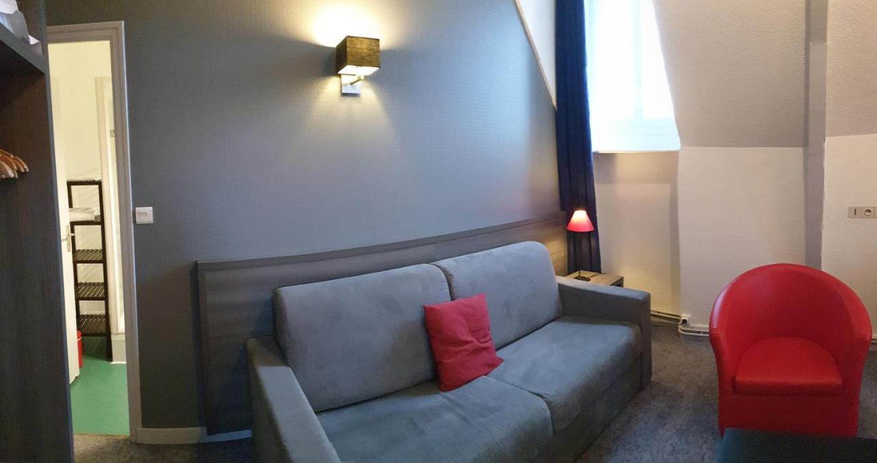 Hotel Le Rohan Charme Et Caractere ポンティヴィ エクステリア 写真