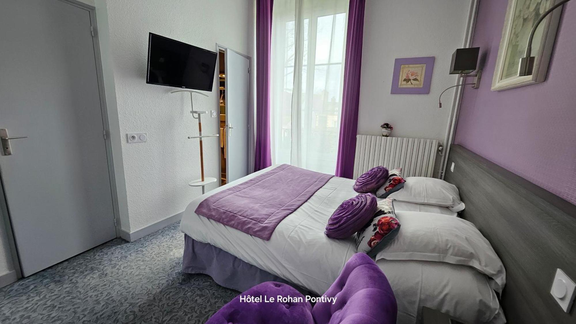 Hotel Le Rohan Charme Et Caractere ポンティヴィ エクステリア 写真